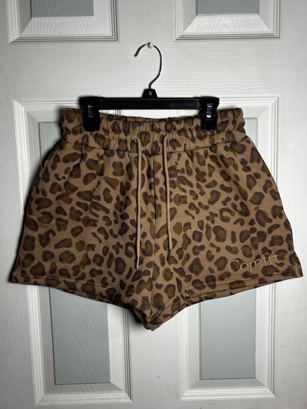 Comfrt Leopard Print Drawstring Women’s Shorts - Brown